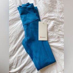 NWT Lululemon Wunder Train HR Tight 28” Size 2